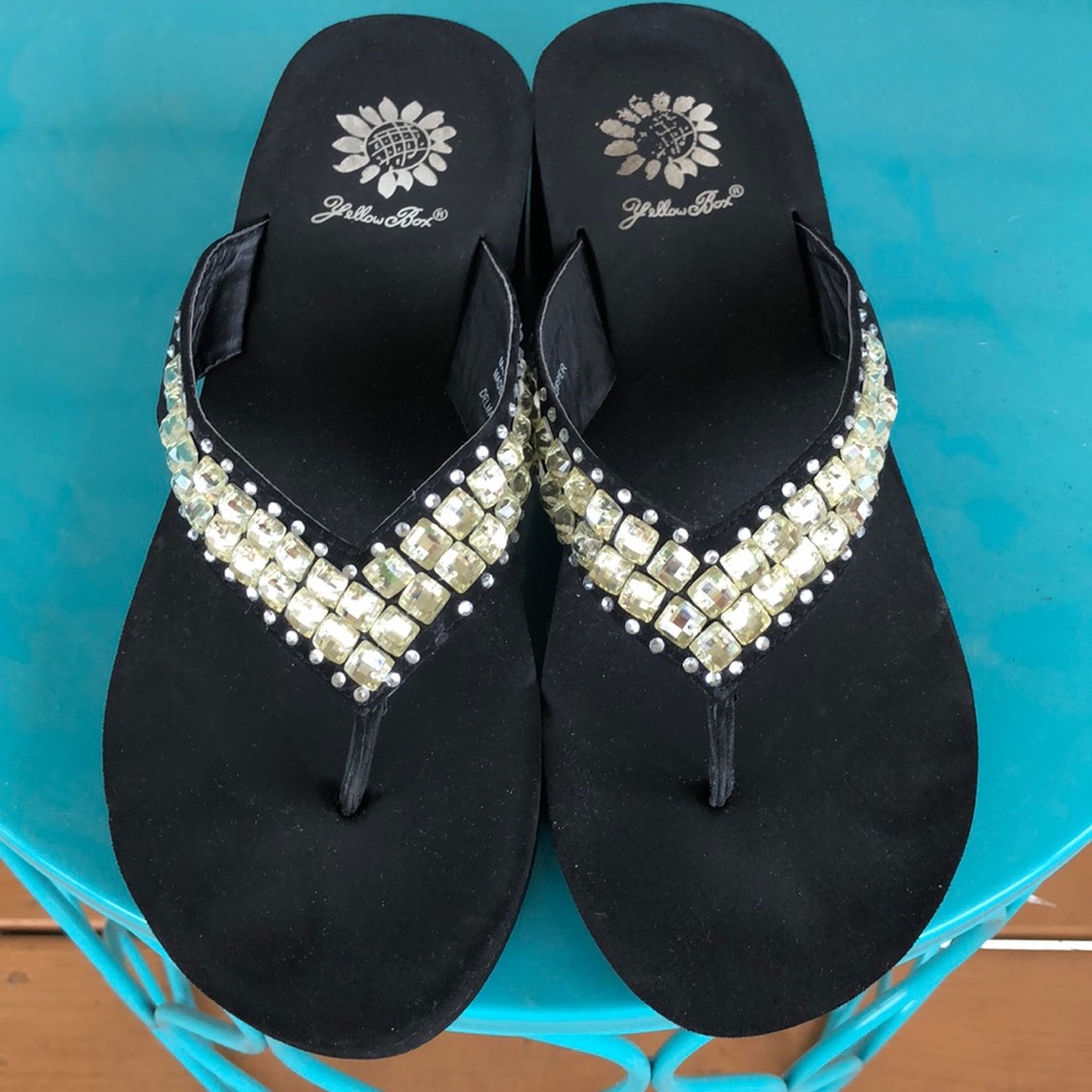 Rhinestone black flip flops 7